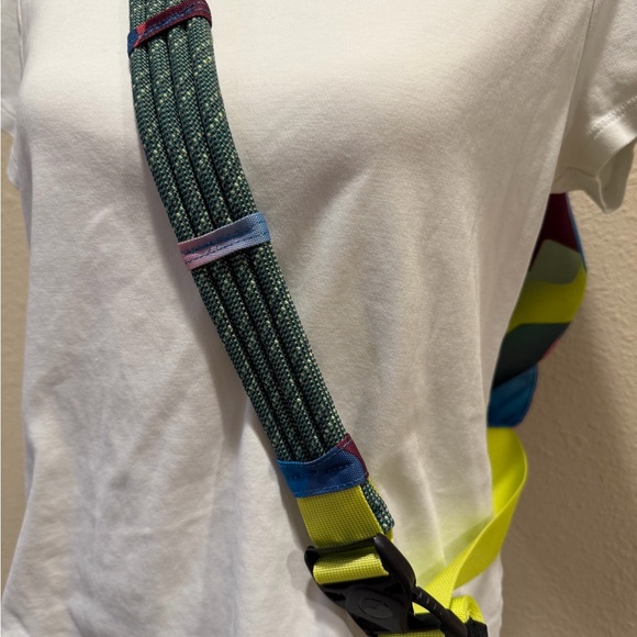 KAVU Multicolor Rope Sling Bag - Picture 3 of 5